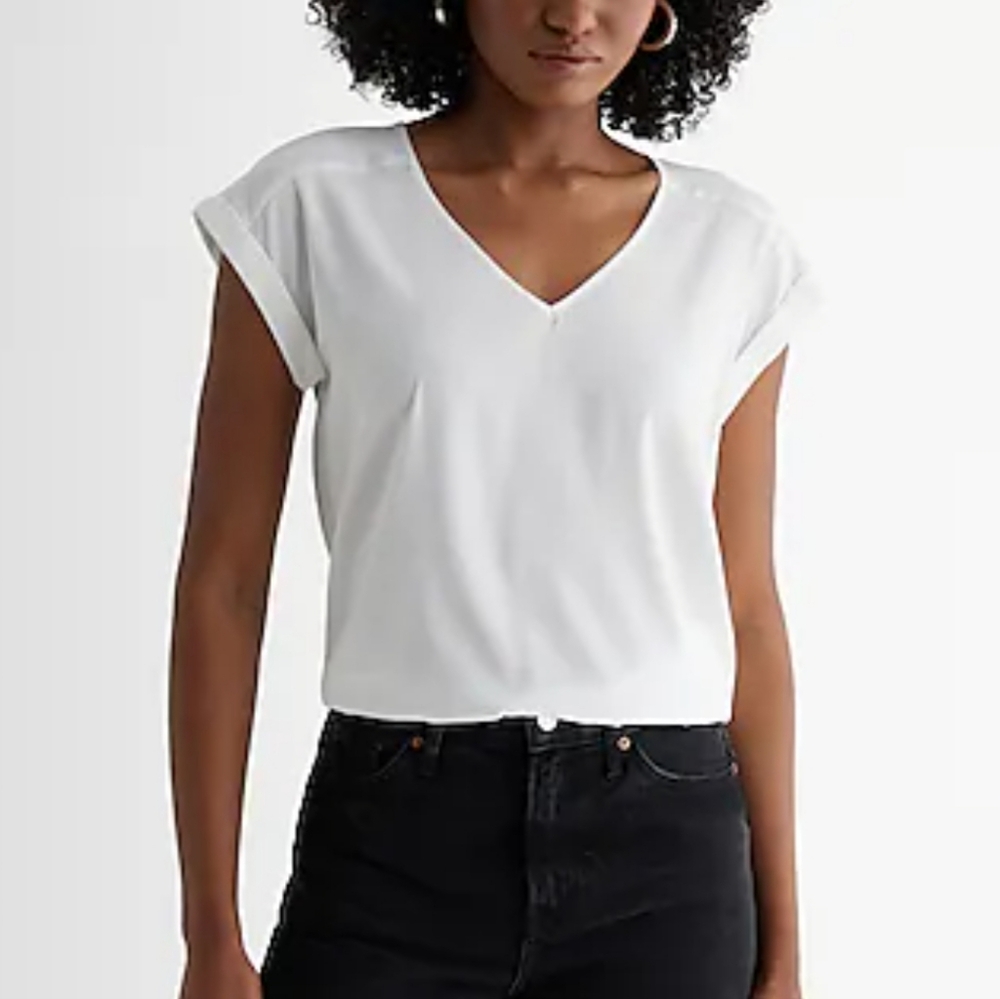 Express V-Neck Short Cuff Sleeve Gramercy Tee